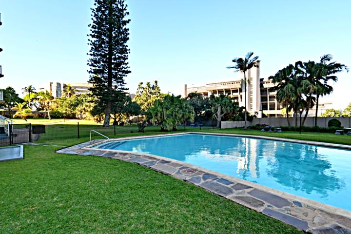 La Ballito 106 Communal Pool
